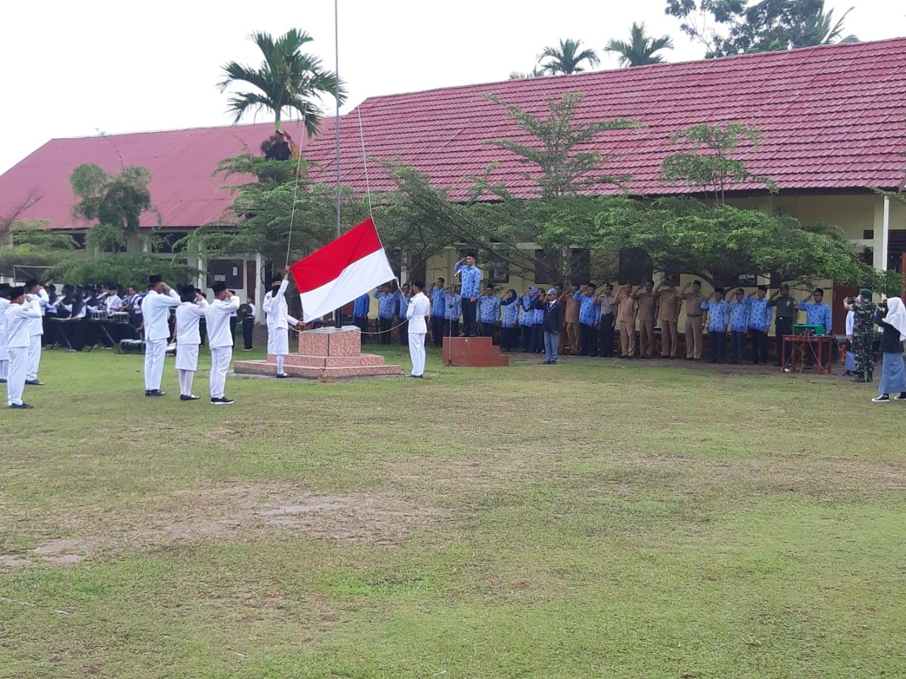 UPACARA PERINGATAN  HARI SUMPAH PEMUDA ke-91 DI KECAMATAN SILAUT